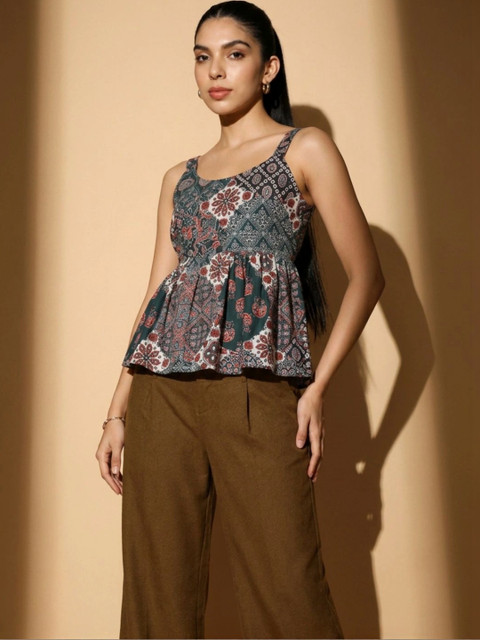 Istyle Can Grandeur & Majestic Artwork Cotton Printed Top with Trousers - Image 3