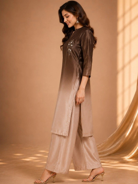 Sangria Women Ombre Dyed Regular Beads and Stones Kurta with Palazzos - Image 2