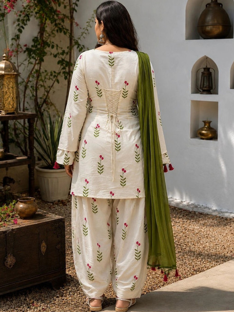 HERE&NOW Women Floral Printed Regular Pure Cotton Kurta with Palazzos & With Dupatta - Image 2