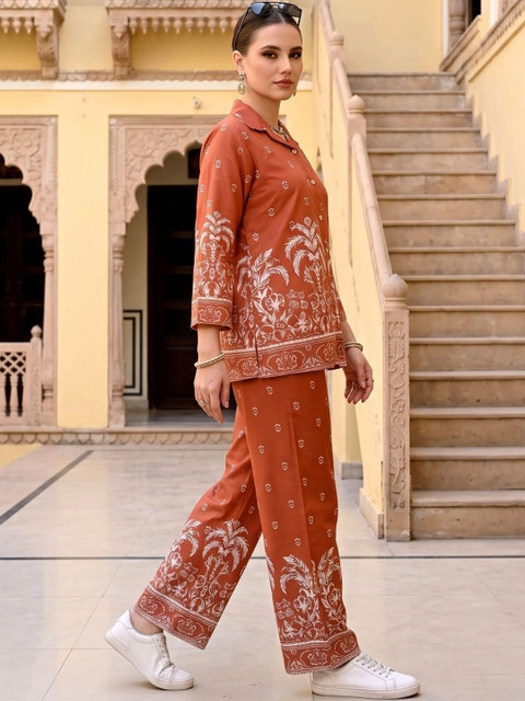 Laasika Printed Shirt with Trousers - Image 3