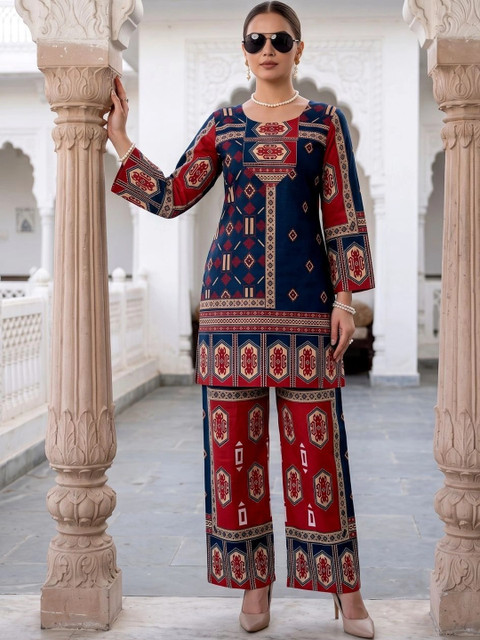 Laasika Printed Top with Palazzos