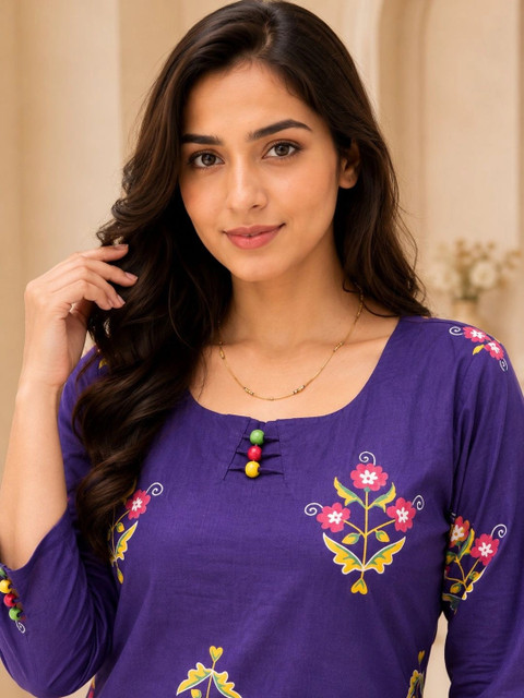Siaraa Women Floral Embroidered Regular Thread Work Pure Cotton Kurta with Trousers & With Dupatta - Image 4