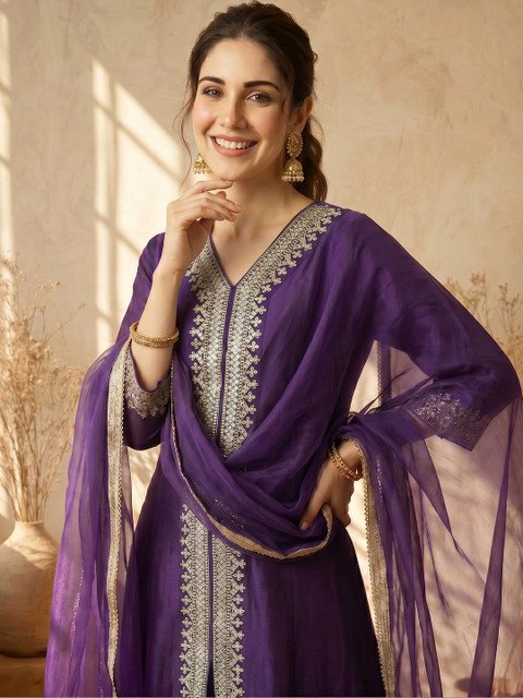 AVANSHEE Women Ethnic Motifs Embroidered Regular Kurta with Trousers & With Dupatta - Image 5