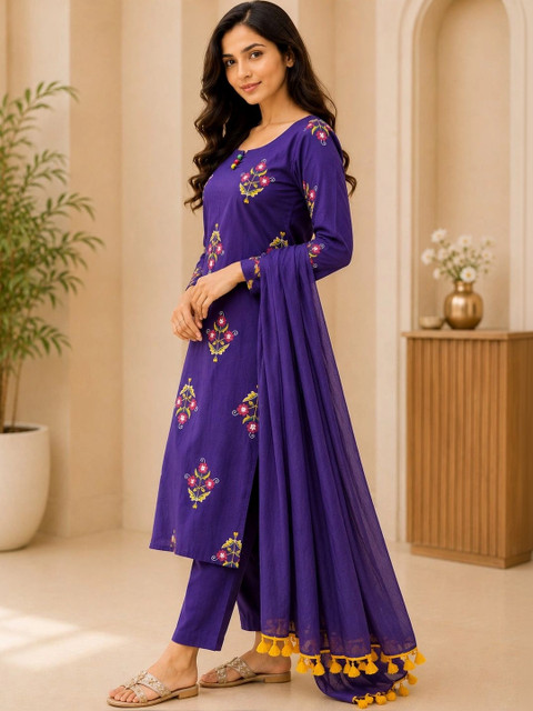 Siaraa Women Floral Embroidered Regular Thread Work Pure Cotton Kurta with Trousers & With Dupatta - Image 2