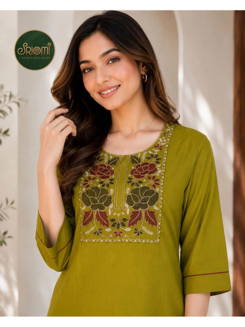 SRIOMI Women Floral Embroidered Regular Linen Kurta with Trousers - Image 2