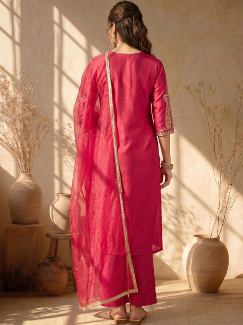 AVANSHEE Women Ethnic Motifs Embroidered Regular Thread Work Kurta with Trousers & With Dupatta - Image 7