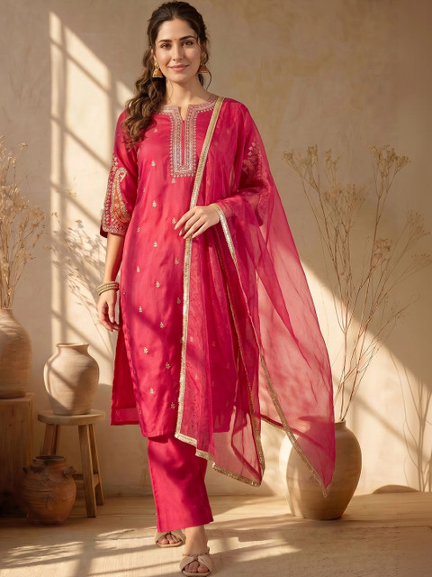 AVANSHEE Women Ethnic Motifs Embroidered Regular Thread Work Kurta with Trousers & With Dupatta - Image 4