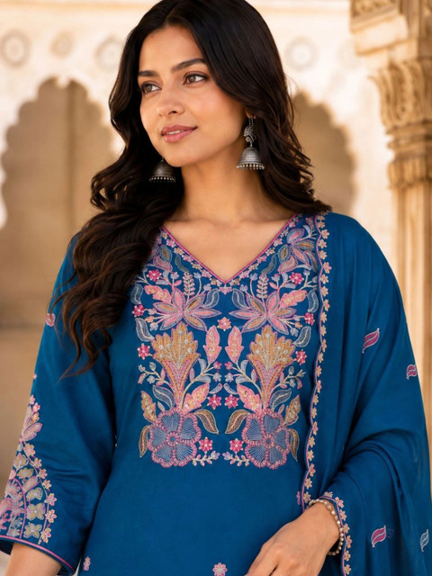 HERE&NOW Women Ethnic Motifs Embroidered Regular Thread Work Silk Kurta Palazzos Dupatta - Image 5