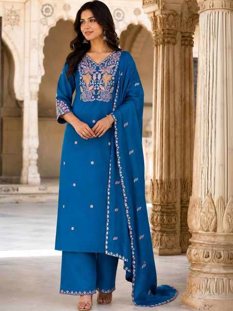 HERE&NOW Women Ethnic Motifs Embroidered Regular Thread Work Silk Kurta Palazzos Dupatta