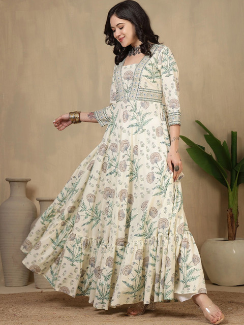 Sangria Women Floral Printed Floral Anarkali Kurta - Image 6