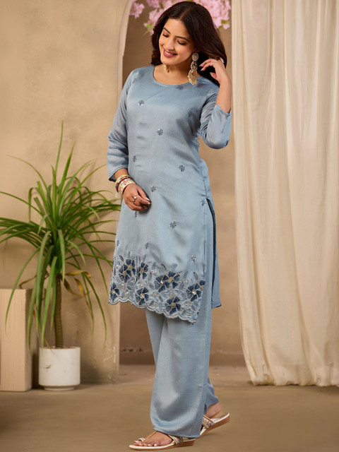 Sangria Floral Embroidered Tunic with Palazzos - Image 5