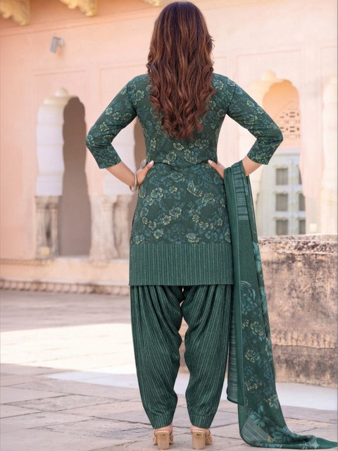 shree jeenmata collection Printed Pure Cotton Unstitched Dress Material - Image 3