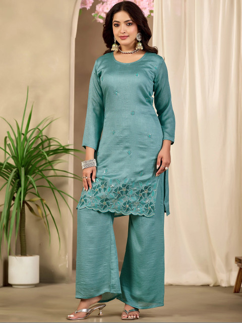Sangria Floral Embroidered Tunic with Palazzos - Image 3