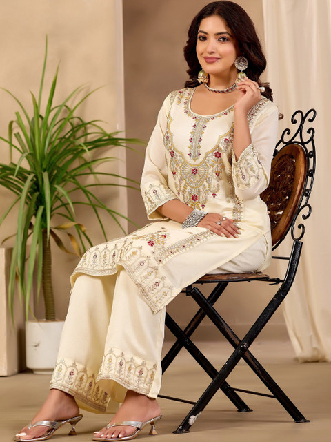 Sangria Embroidered Tunic with Palazzos - Image 6