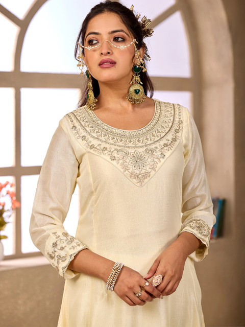 Sangria Embroidered Tunic with Trousers - Image 2