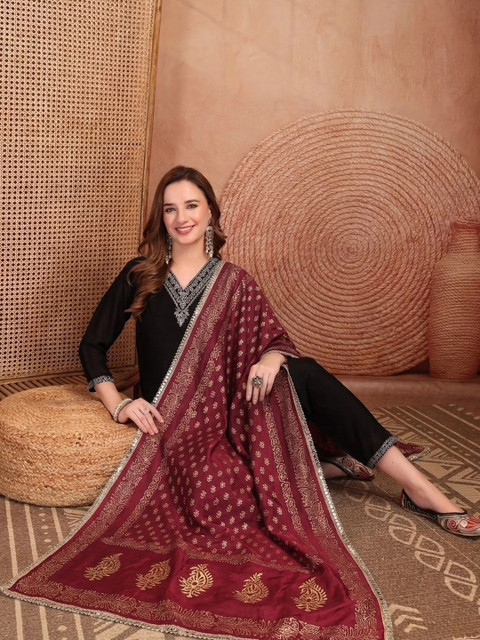 Clora Creation Ethnic Motifs Foil Print Dupatta with Sequinned - Image 2
