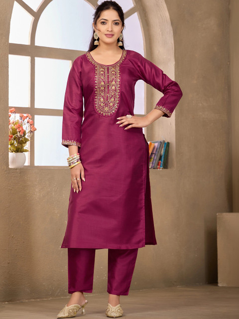 Sangria Embroidered Tunic with Trousers - Image 3