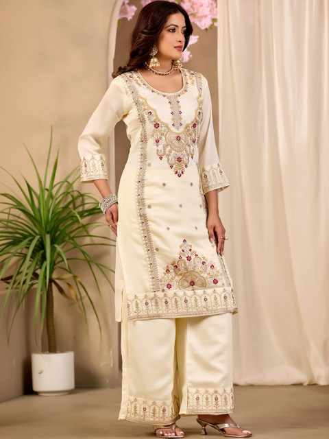 Sangria Embroidered Tunic with Palazzos - Image 7