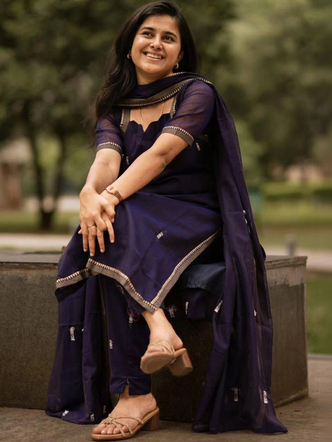 GoSriKi Women Ethnic Motifs Printed Regular Thread Work Kurta with Trousers & With Dupatta