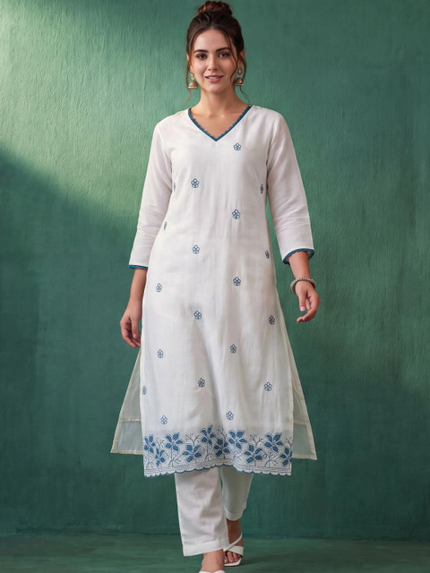 AVANSHEE Women Ethnic Motifs Embroidered Regular Thread Work Kurta with Trousers