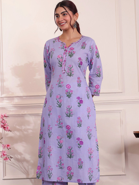 Aramya Women Floral Printed Sequinned Floral Kurta - Image 6