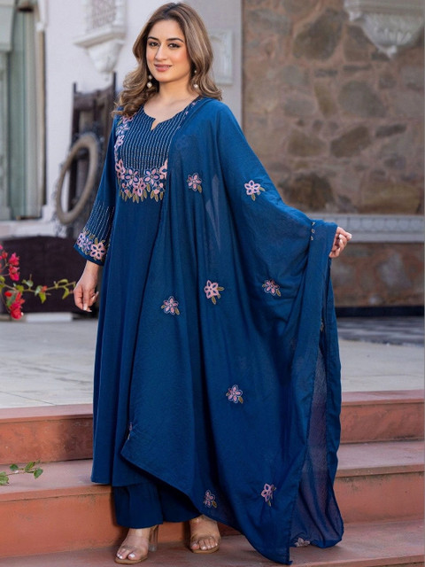 UDBHAV EXPORT Women Floral Embroidered Regular Thread Work Kurta with Palazzos & With Dupatta