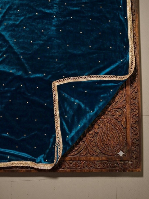 GLOBAL DRESS Velvet Dupatta with Zari - Image 3