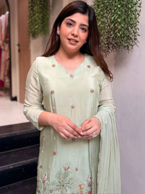 HERE&NOW Women Ethnic Motifs Embroidered Regular Thread Work Kurta with Trousers & With Dupatta - Image 4