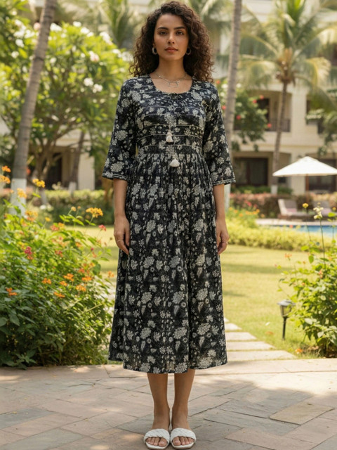 Roly Poly Floral Print A-Line Midi Dress