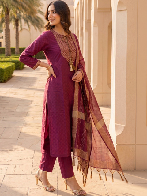 CLOTHING CLOSET Maxi Dress - Image 2