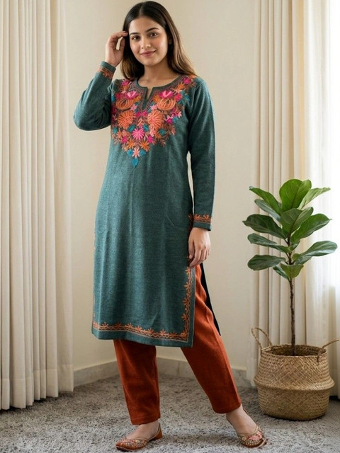 MHIZHA Women Ethnic Motifs Embroidered Thread Work Woollen Blend Kurta