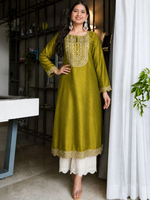rarethread Women Embroidered Thread Work Kurta