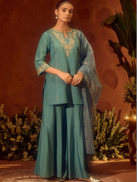 Vaidehi Fashion Women Ethnic Motifs Embroidered Regular Thread Work Chanderi Silk Kurta with Sharara & With - Image 5