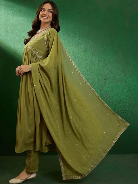 Vaidehi Fashion Women Empire Kurta with Trousers & With Dupatta - Image 7