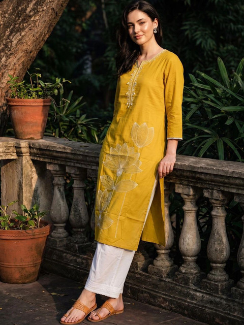 Indo Era Women Ethnic Motifs Embroidered Thread Work Kurta - Image 5