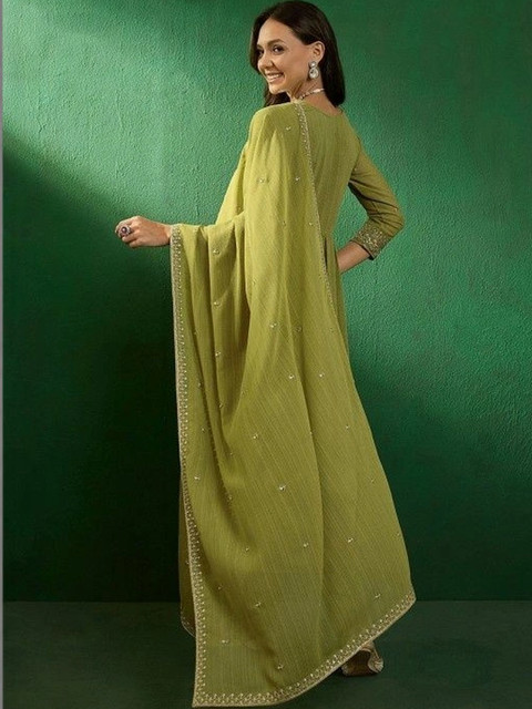 Vaidehi Fashion Women Empire Kurta with Trousers & With Dupatta - Image 3