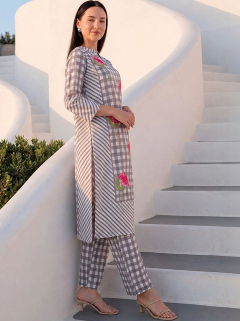 Indo Era Women Printed Regular Pure Cotton Kurta with Trousers - Image 6