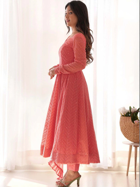 Manahashree fashion Women Ethnic Motifs Embroidered Empire Sequinned Kurta with Trousers & With Dupatta - Image 5