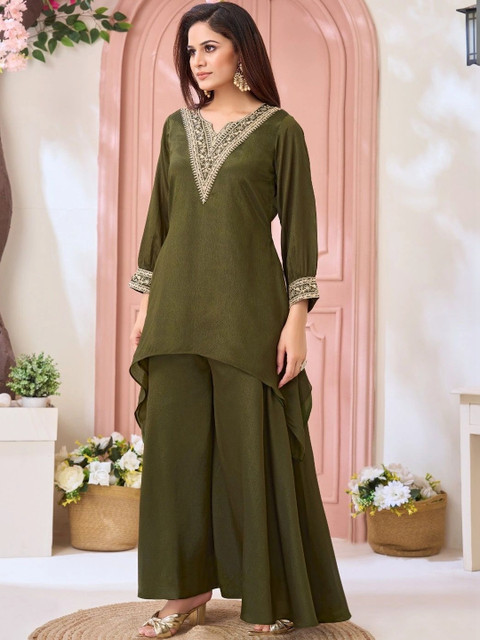 KALINI Embellished Tunic with Palazzos - Image 4