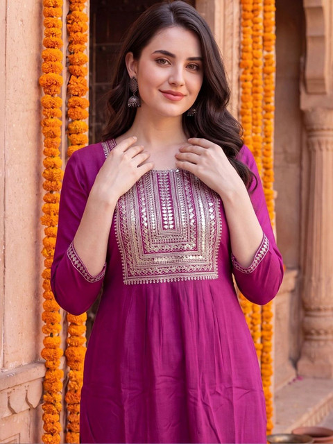 Indo Era Women Embellished Kurta
