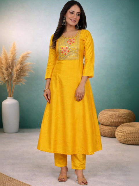 Sangria Floral Embroidered Tunic with Trousers