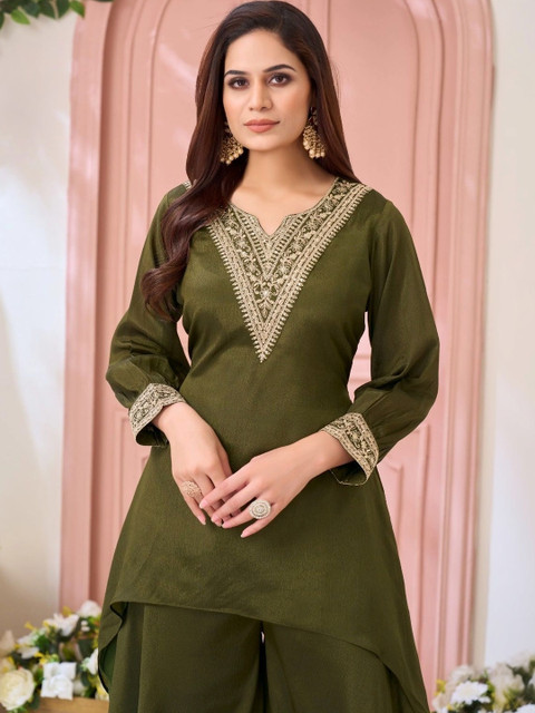KALINI Embellished Tunic with Palazzos - Image 2