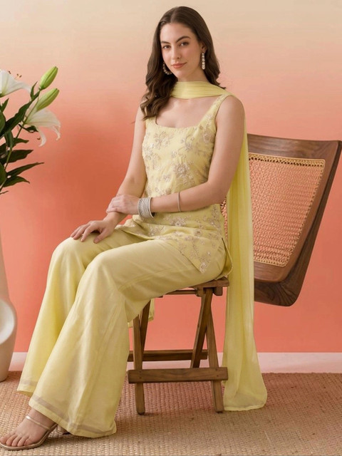 Panzora Women Floral Embroidered Regular Thread Work Kurta with Palazzos & With Dupatta - Image 6