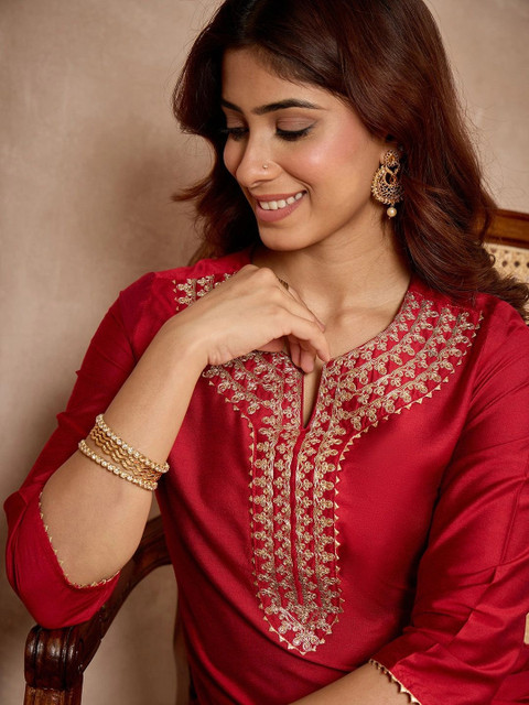 Janasya Women Embroidered Thread Work Chanderi Silk Kurta - Image 4
