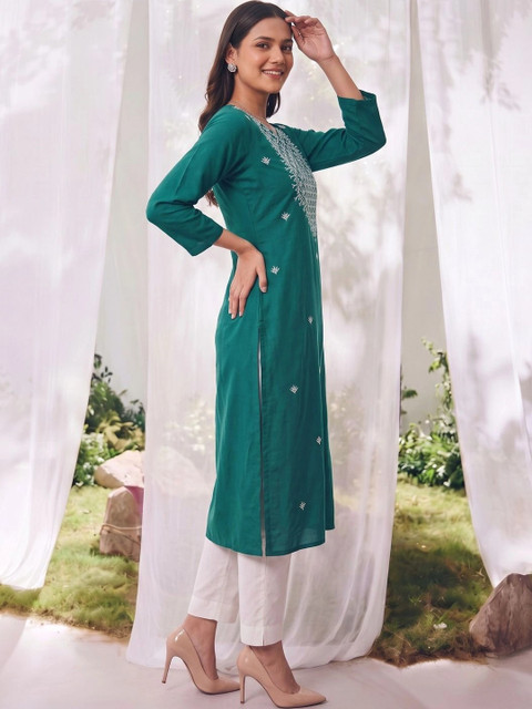 Rangita Women Embroidered Thread Work Kurta - Image 2