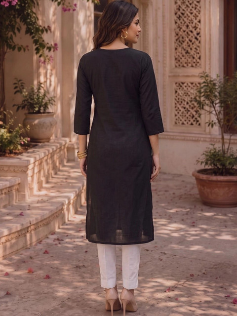 Rangita Women Embroidered Thread Work Kurta - Image 3