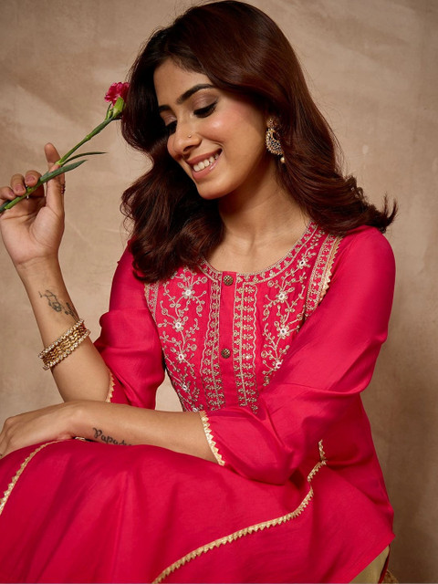 Janasya Women Embroidered Thread Work Chanderi Silk Kurta - Image 2