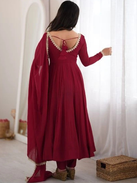 Moda Rapido Women Embroidered Regular Thread Work Chanderi Silk Kurta with Palazzos & With Dupatta - Image 4