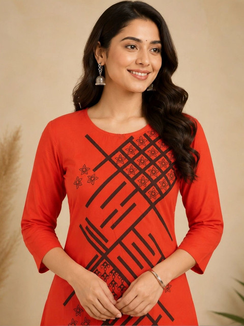PARNAVI Women Geometric Printed Kurta - Image 2