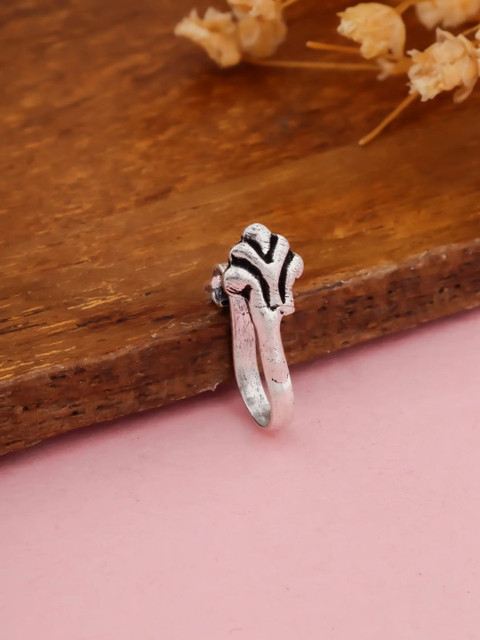 THE NAKHRA STORE Stud Nosepin